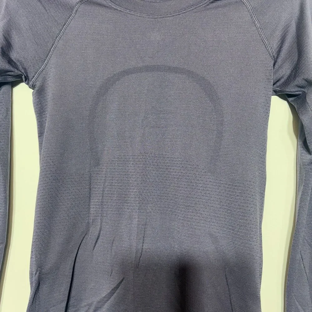 lululemon Swiftly Tech Long Sleeve Shirt 2.0 Womens 2 Purple Thumbholes XXS